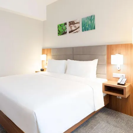 Hilton Garden Old Town 4* Bucharest