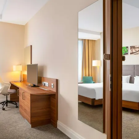 Hotel Hilton Garden Old Town 4*