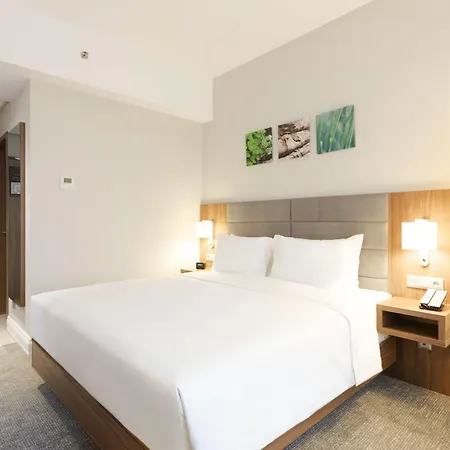 Hotel Hilton Garden Old Town