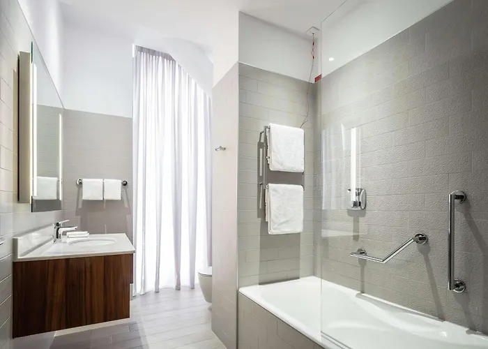 Hilton Garden Old Town