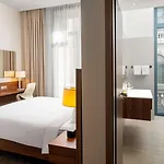 Hilton Garden Old Town Otel Bükreş