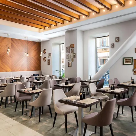 Hilton Garden Old Town