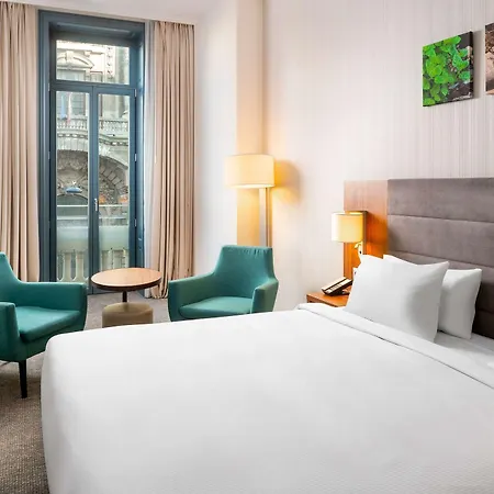 Hilton Garden Old Town 4* 부쿠레슈티