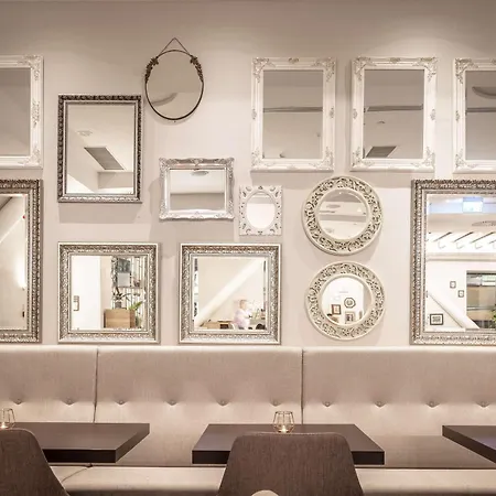 Hilton Garden Old Town Ξενοδοχείο Βουκουρέστι