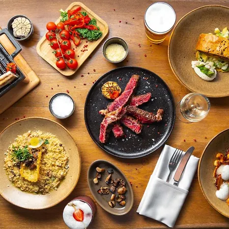 Hilton Garden Old Town 4* 부쿠레슈티