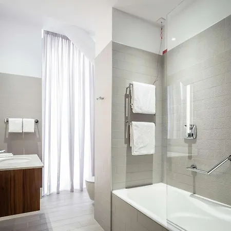 Hilton Garden Old Town