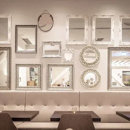 호텔 Hilton Garden Old Town