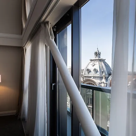 Hilton Garden Old Town 호텔 4*