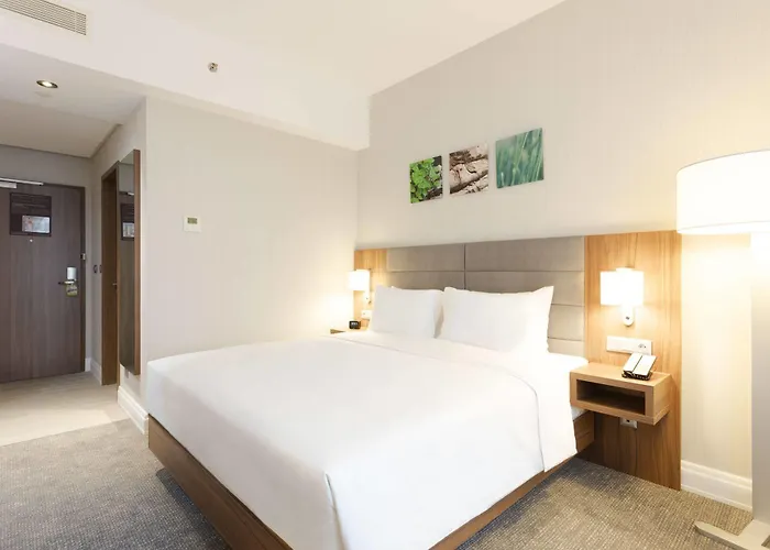 Hotel Hilton Garden Old Town