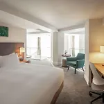 Hilton Garden Old Town Бухарест