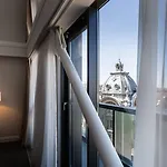 Hilton Garden Old Town Hotel 4*