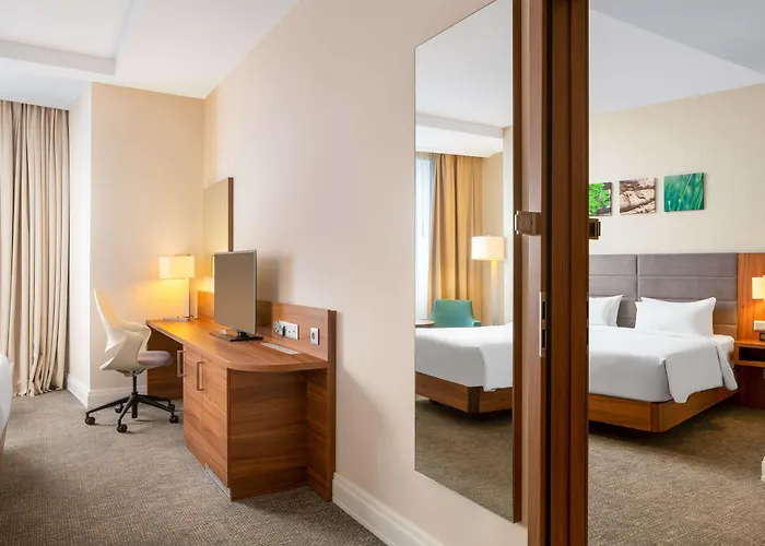 Hilton Garden Old Town