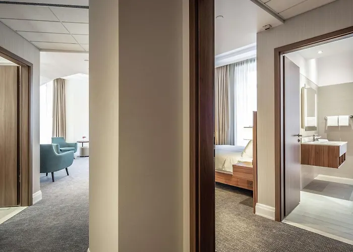 Hilton Garden Old Town 4* Βουκουρέστι