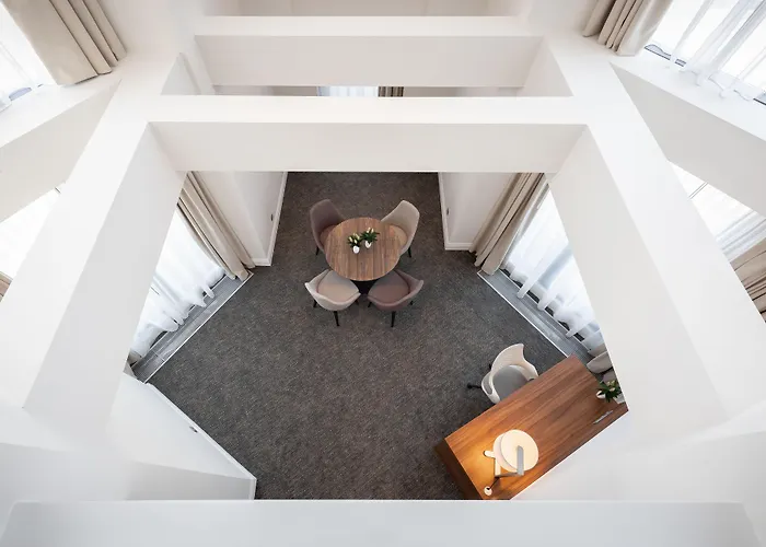 Hilton Garden Old Town 4* Βουκουρέστι