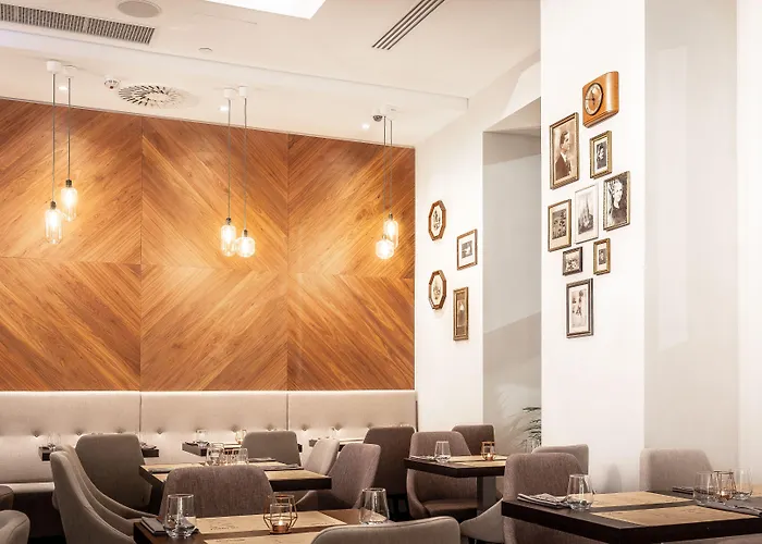 Hilton Garden Old Town