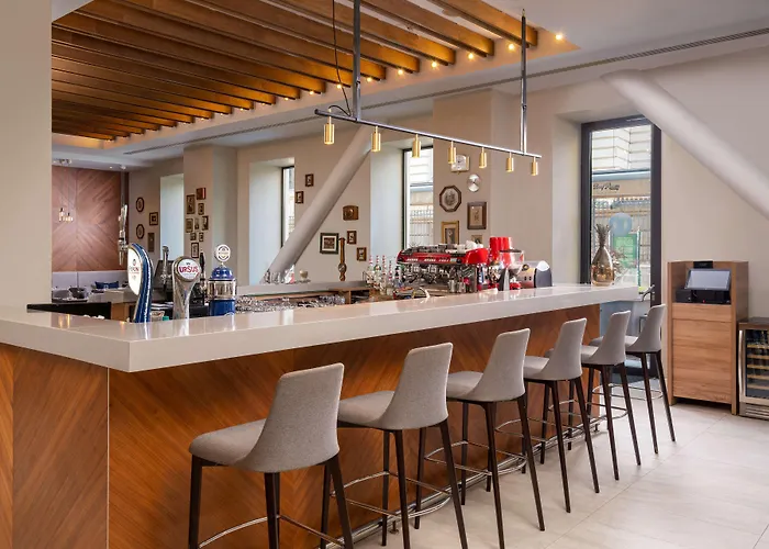 Ξενοδοχείο Hilton Garden Old Town Βουκουρέστι