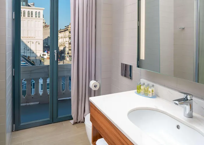 Ξενοδοχείο Hilton Garden Old Town Βουκουρέστι